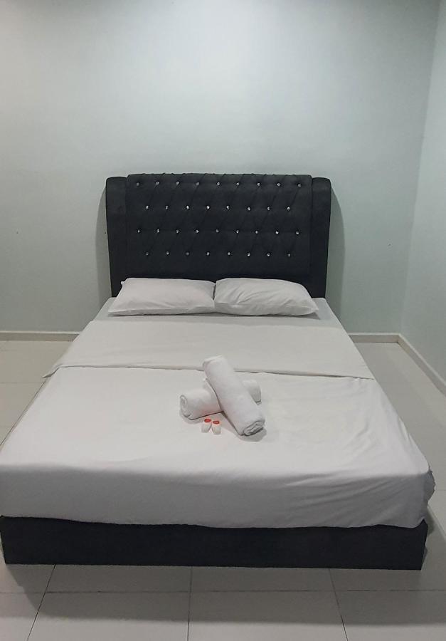Hotel Rvh Kuala Terengganu Esterno foto