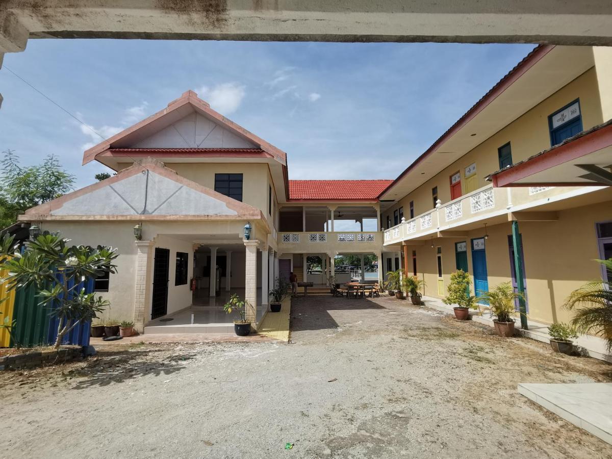 Hotel Rvh Kuala Terengganu Esterno foto