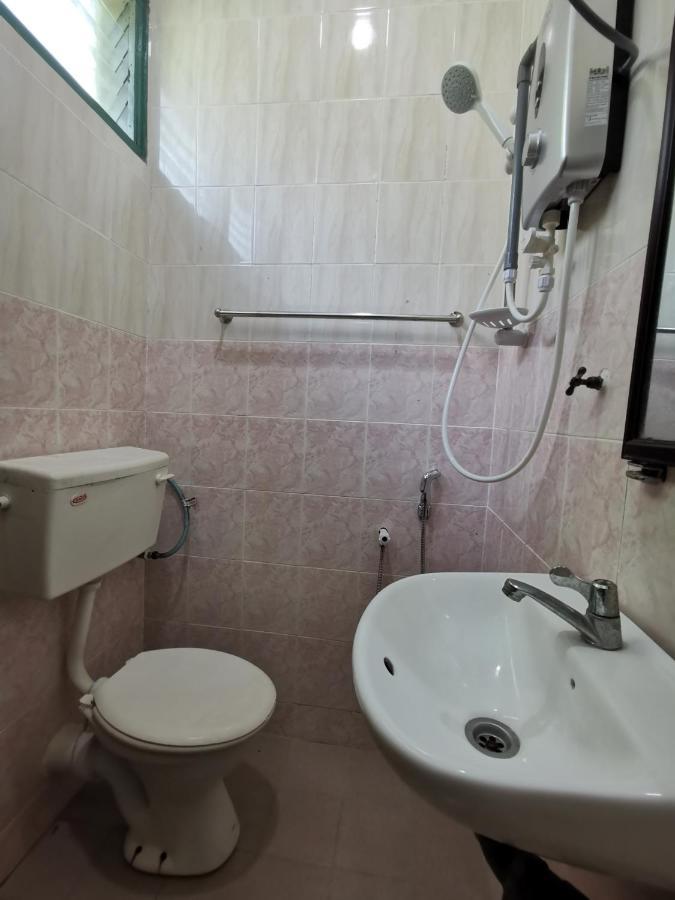 Hotel Rvh Kuala Terengganu Esterno foto