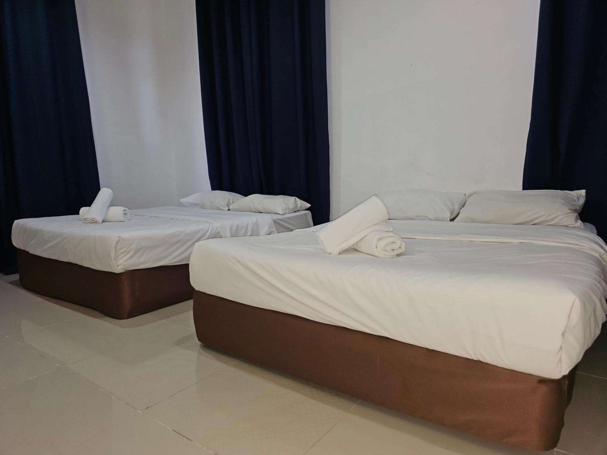 Hotel Rvh Kuala Terengganu Esterno foto