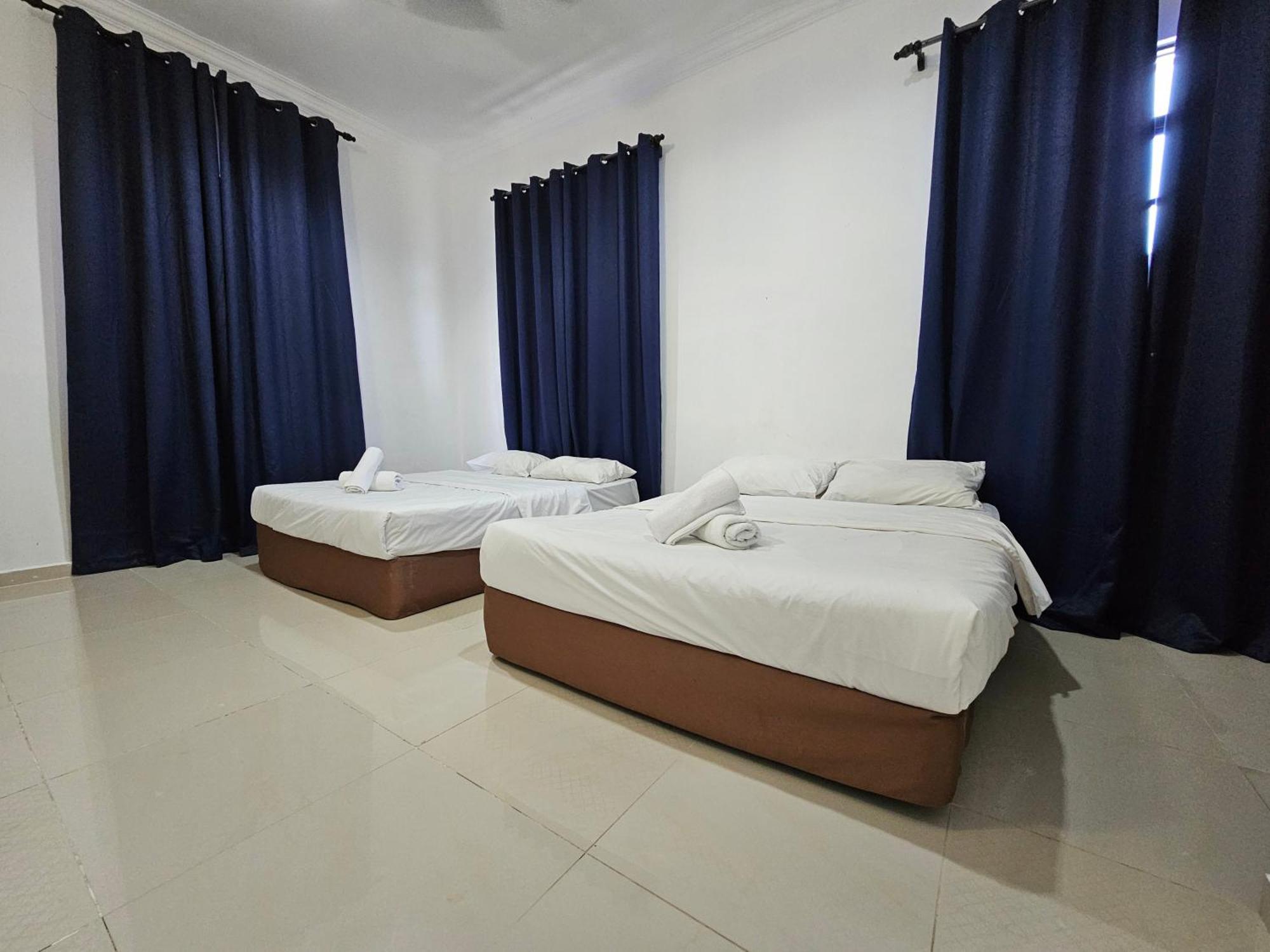 Hotel Rvh Kuala Terengganu Esterno foto