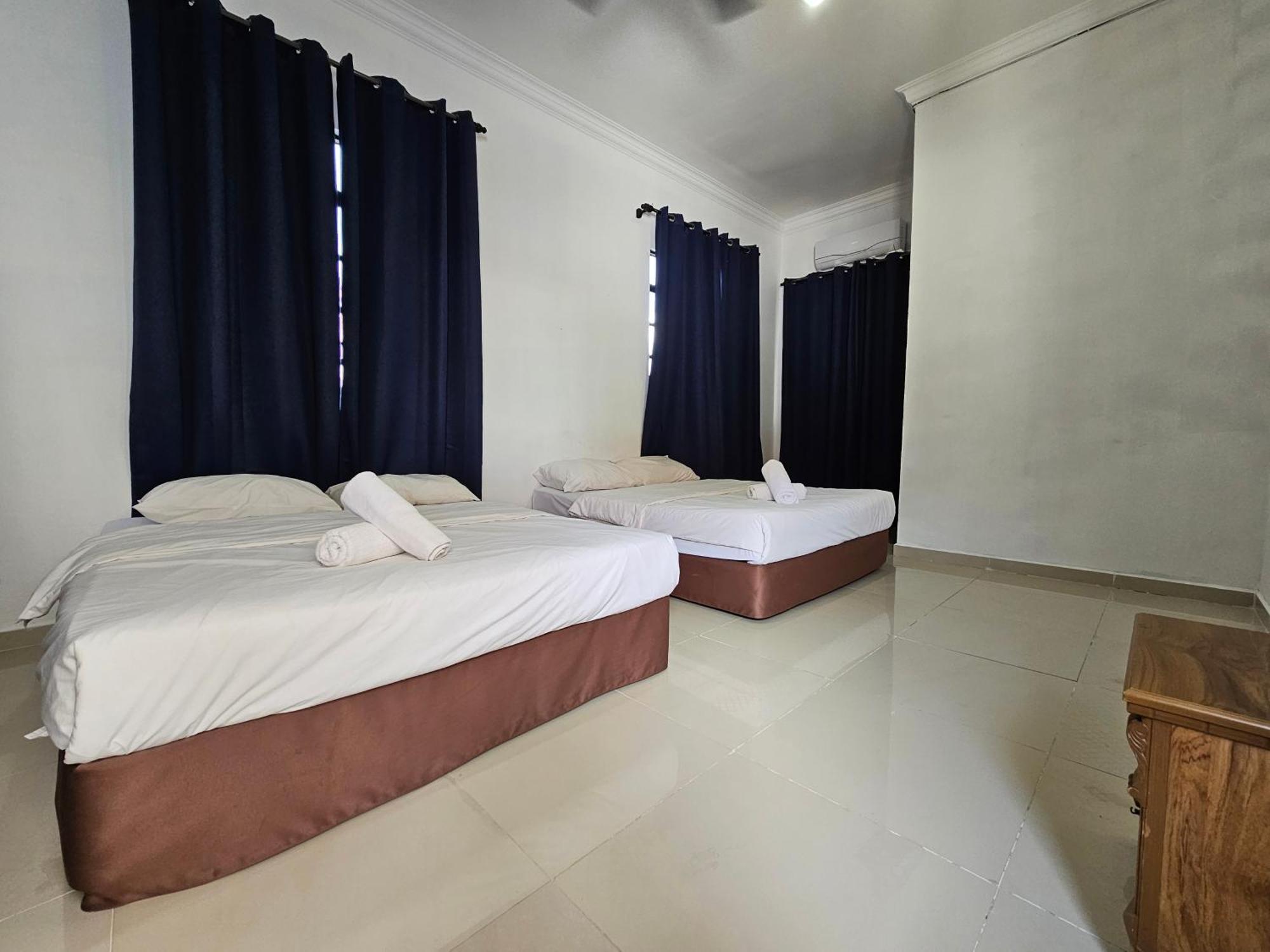 Hotel Rvh Kuala Terengganu Esterno foto
