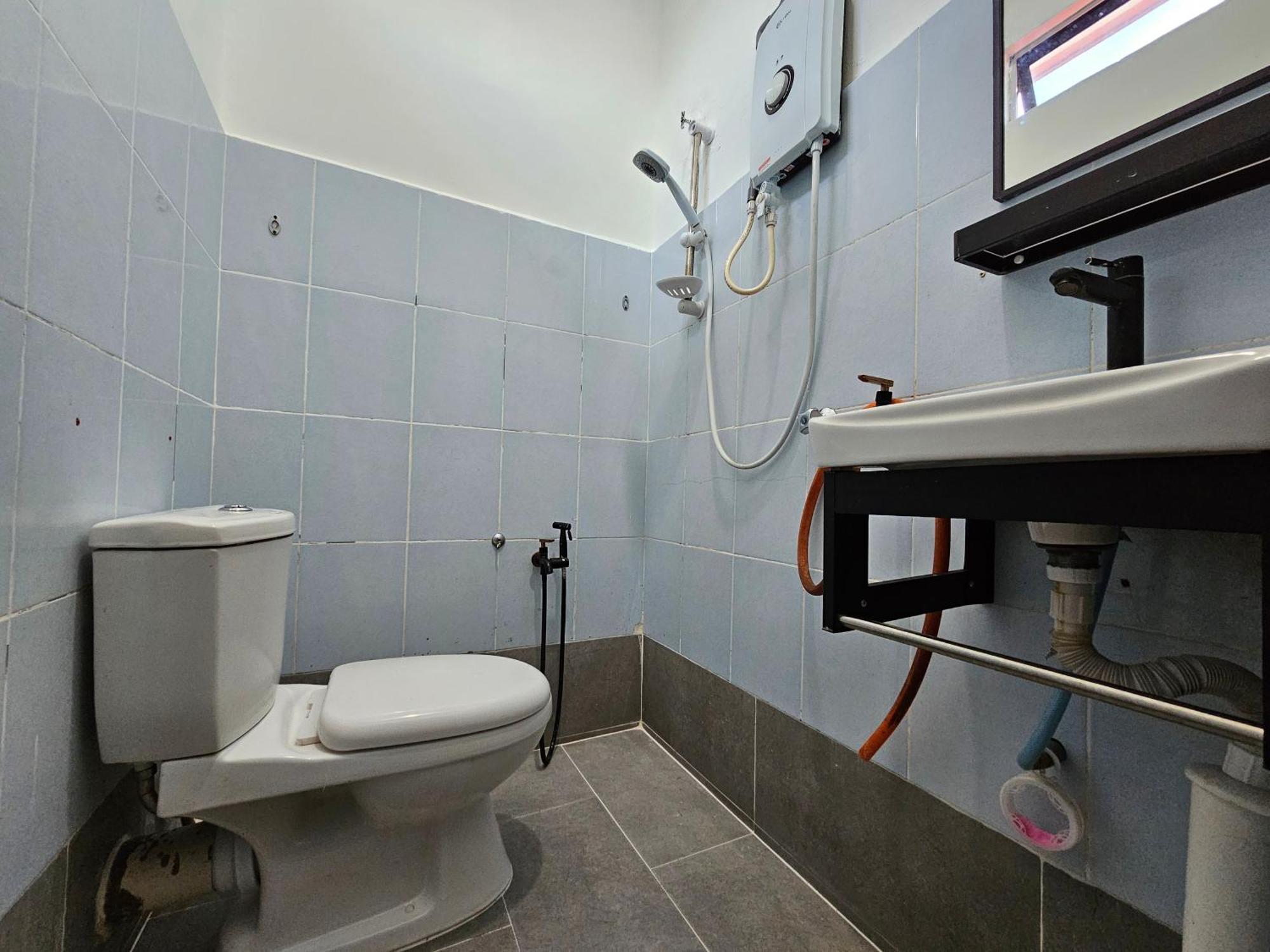 Hotel Rvh Kuala Terengganu Esterno foto